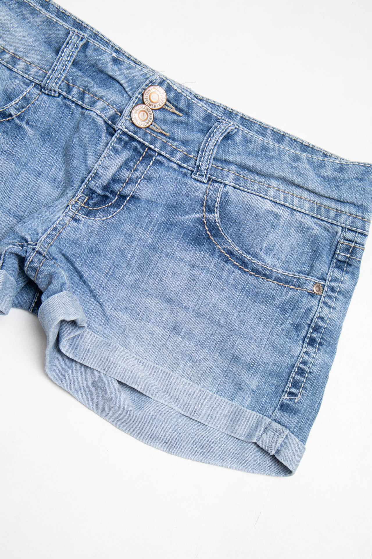#081 Wallflower Denim Shorts Blue | c. 203 | Size