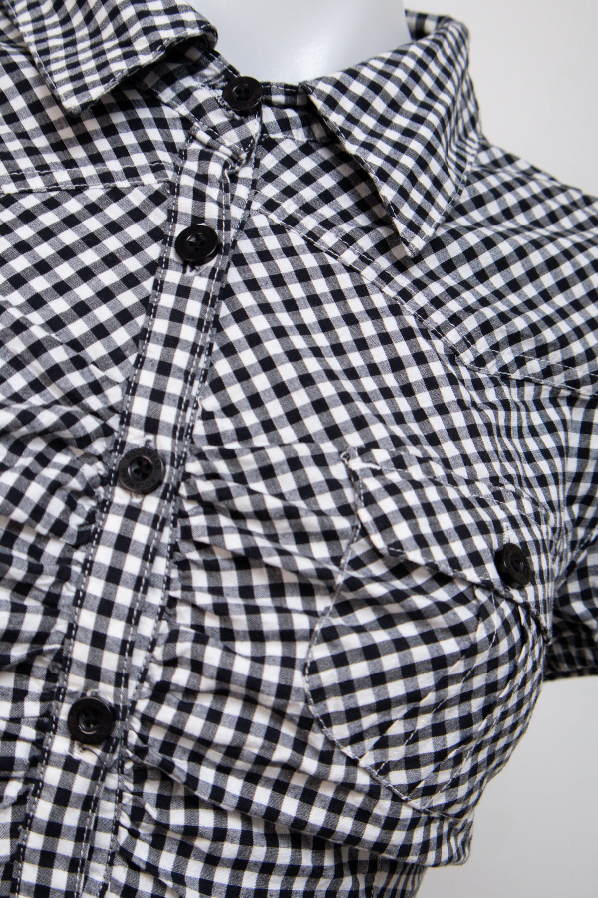 #063 Rocawear Short Sleeve Black | c. 209 | Size 12