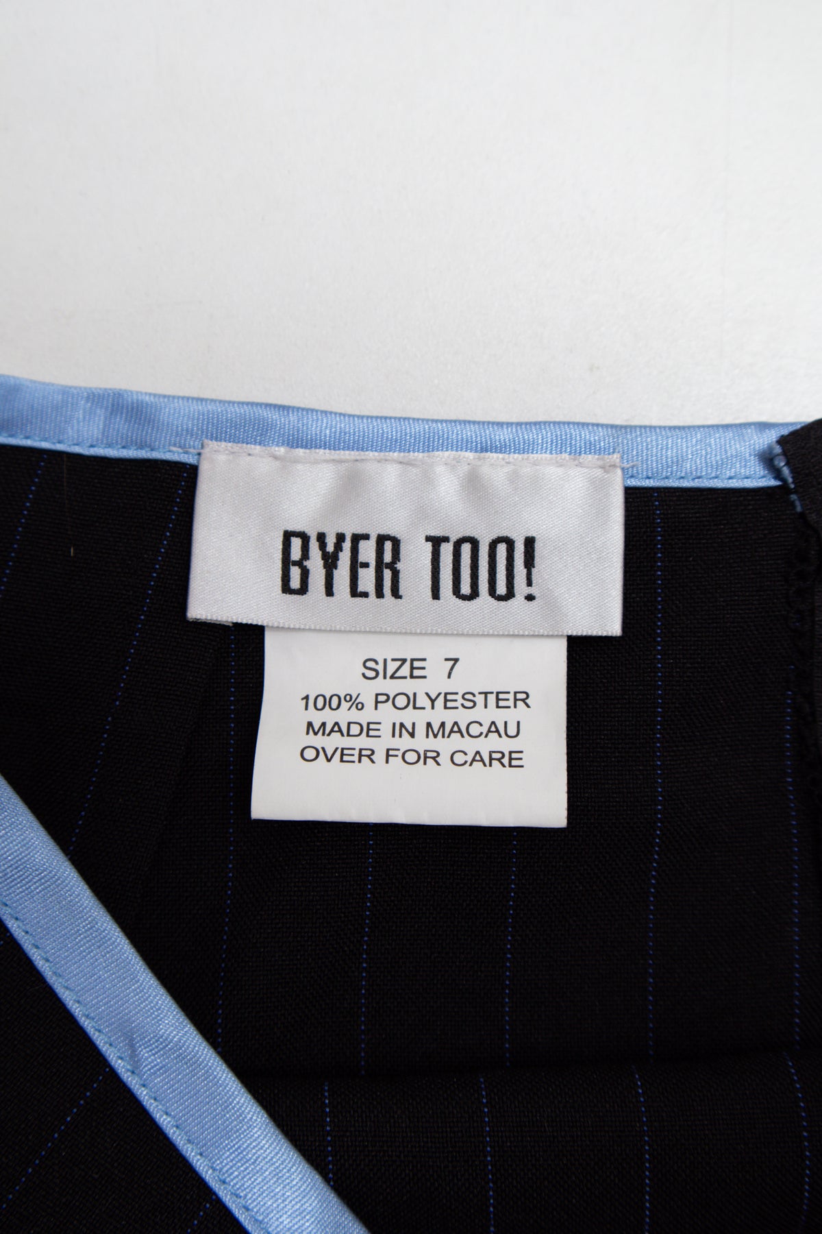 #151 Byer Too! Mini Skirt Black | c. 209 | Size 8