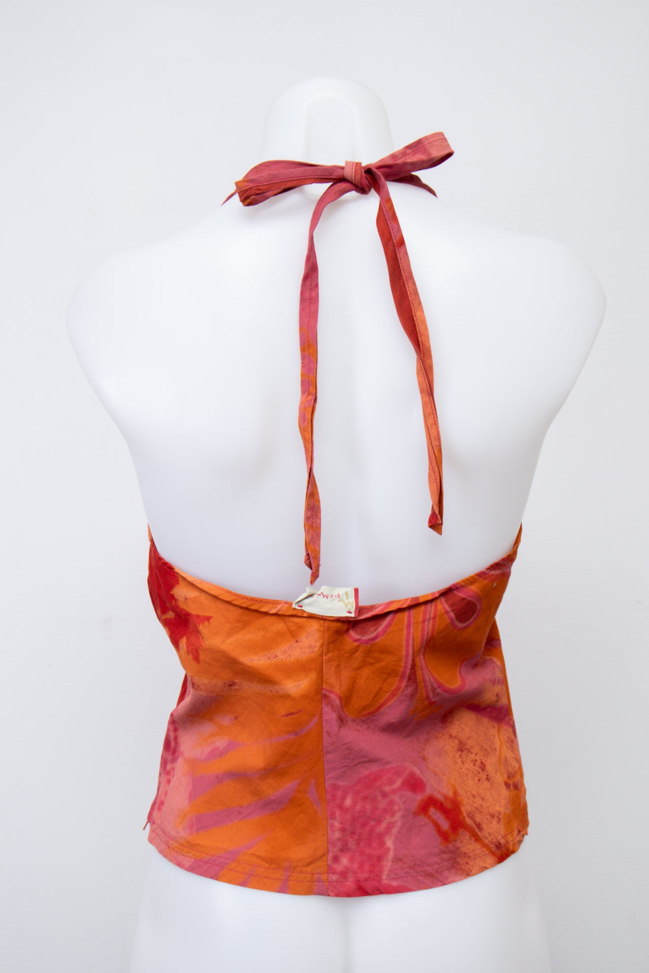 #023 Ici Et Maintenant Halter Top Red | c. 200 | Size 8