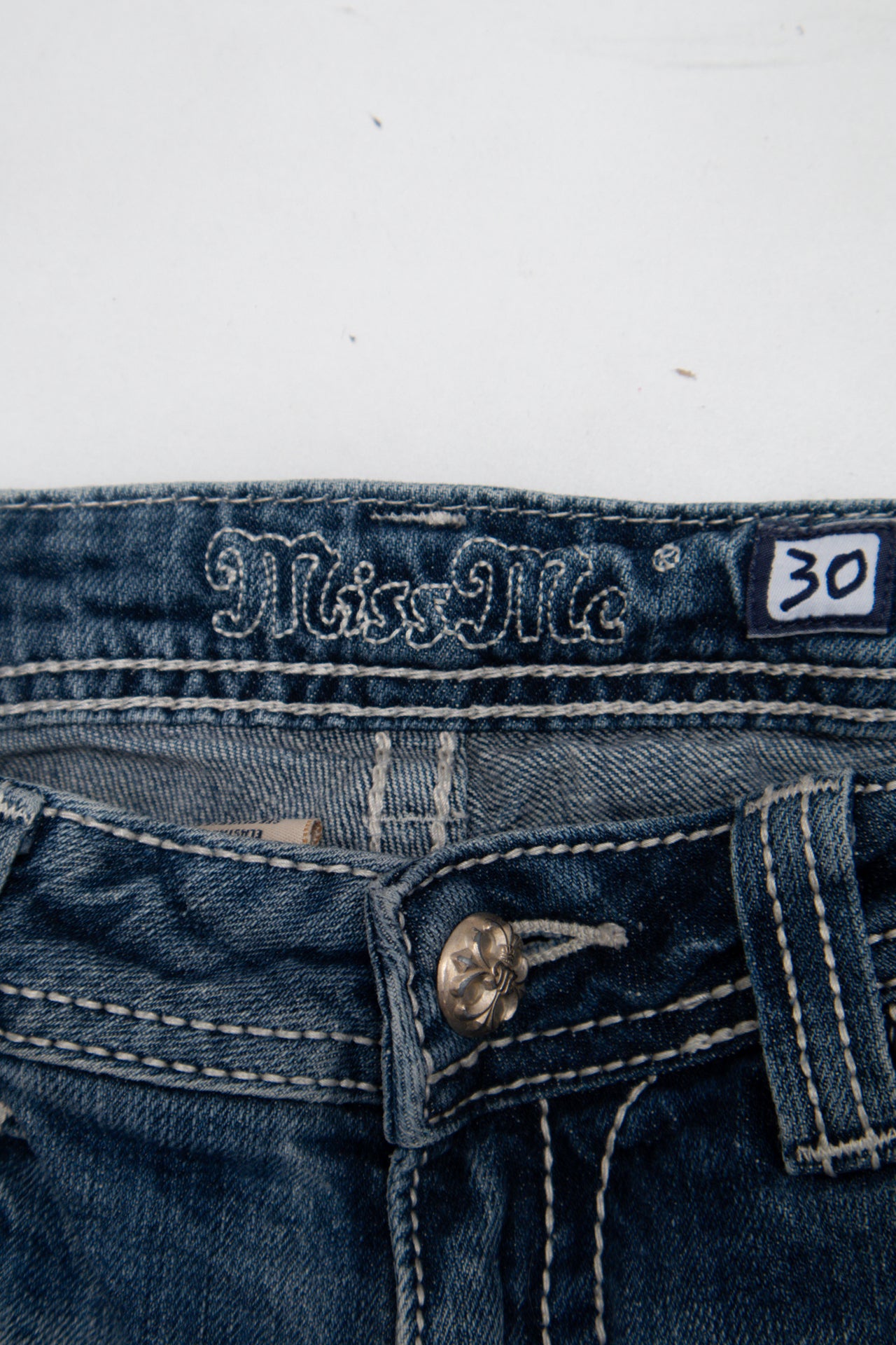 #135 Miss Me Jeans Blue | c. 200 | Size 8