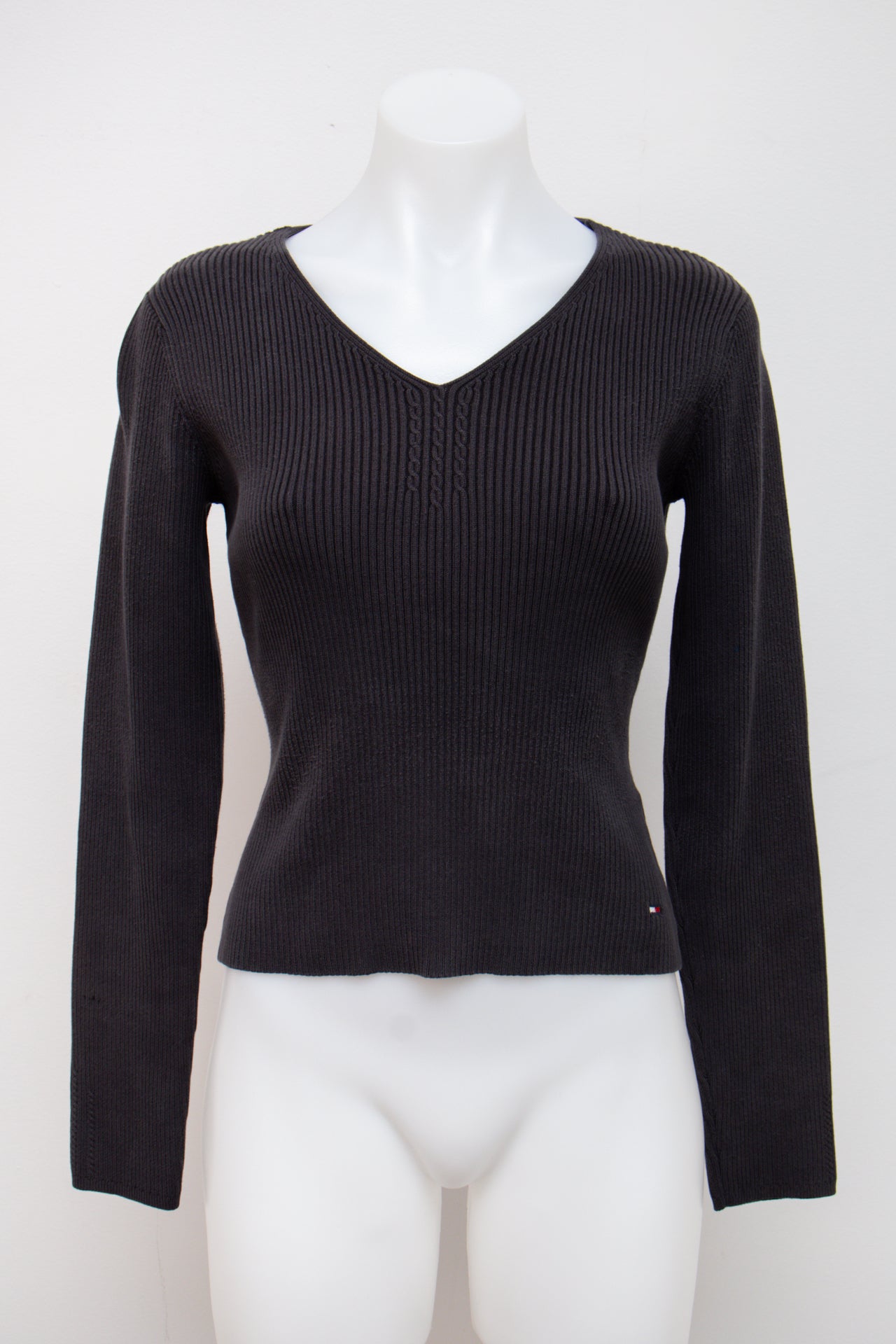 #107 Tommy Hilfiger T-shirt Black | c. 197 | Size 8