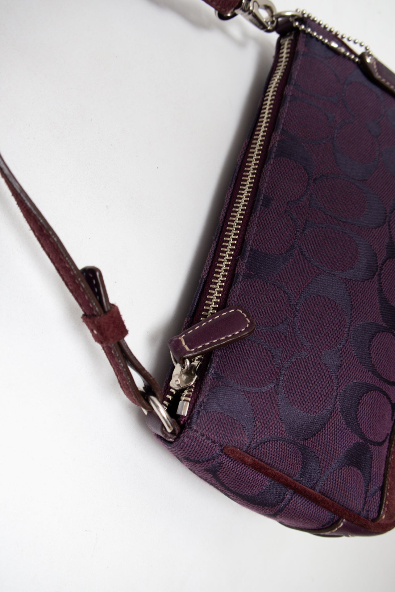 #159 Coach Shoulder Bag Purple | c. 183 | Size