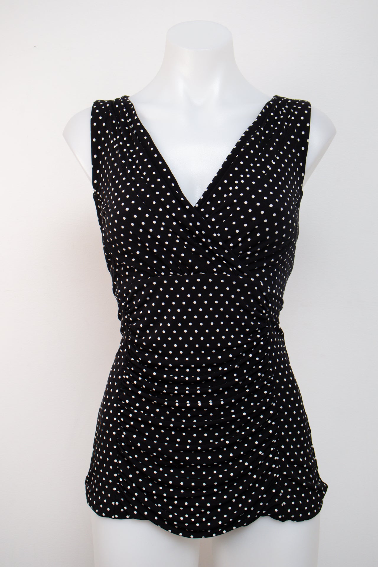 #124 White House Black Market Camisole Top Black | c. | Size 6
