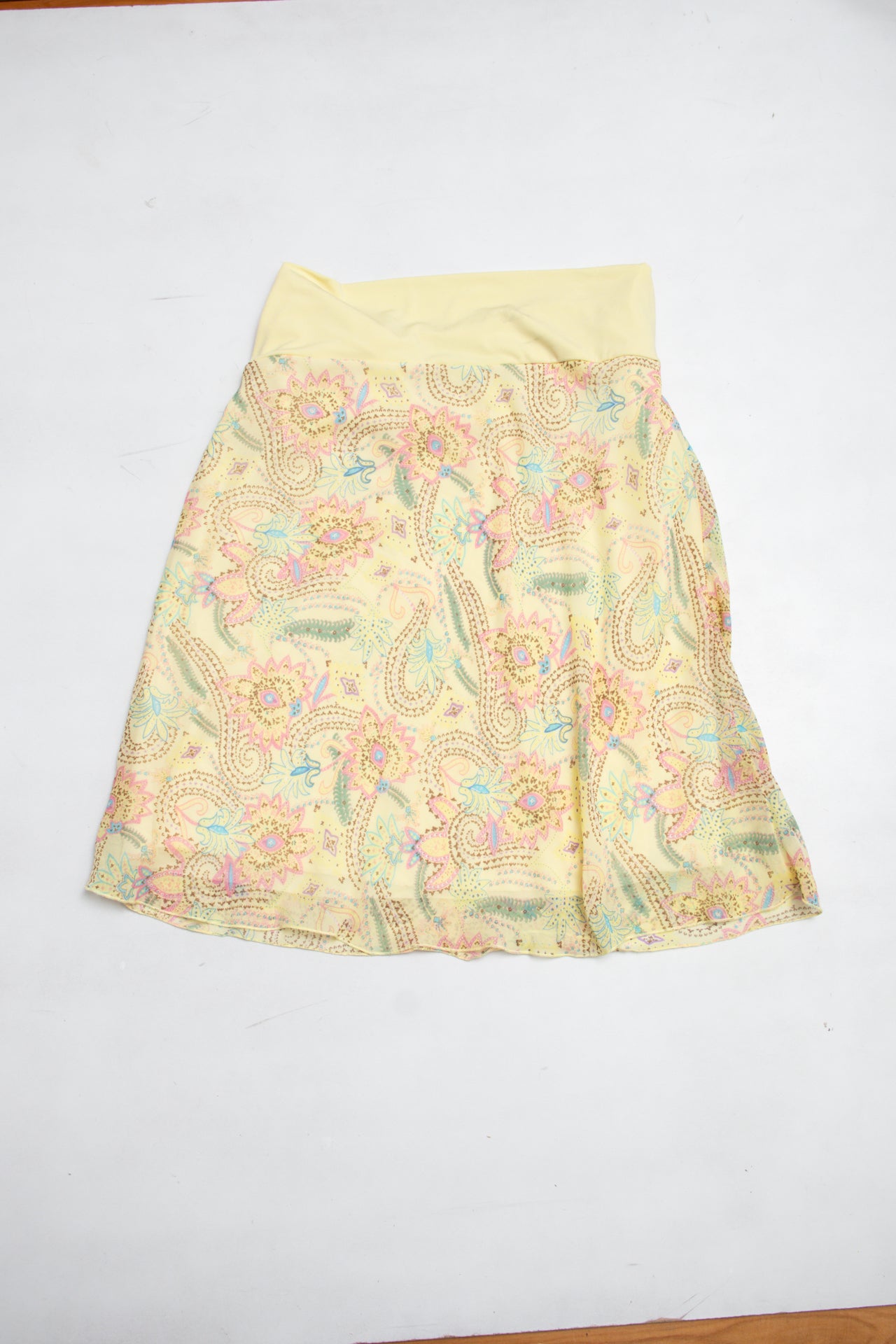 #160 Tempted Hearts Skirt Yellow | c. 207 | Size 8