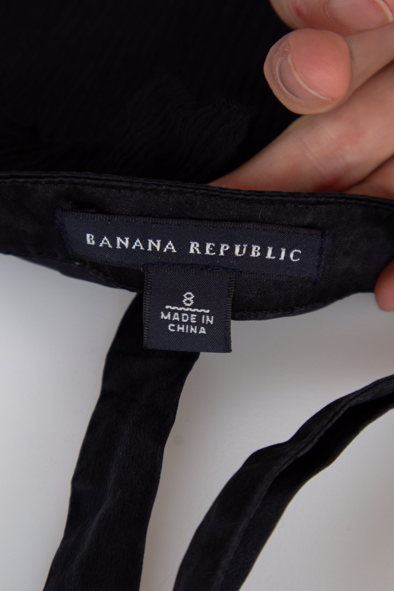 #018 Banana Republic Cami Top Black | c. 202 | Size 8
