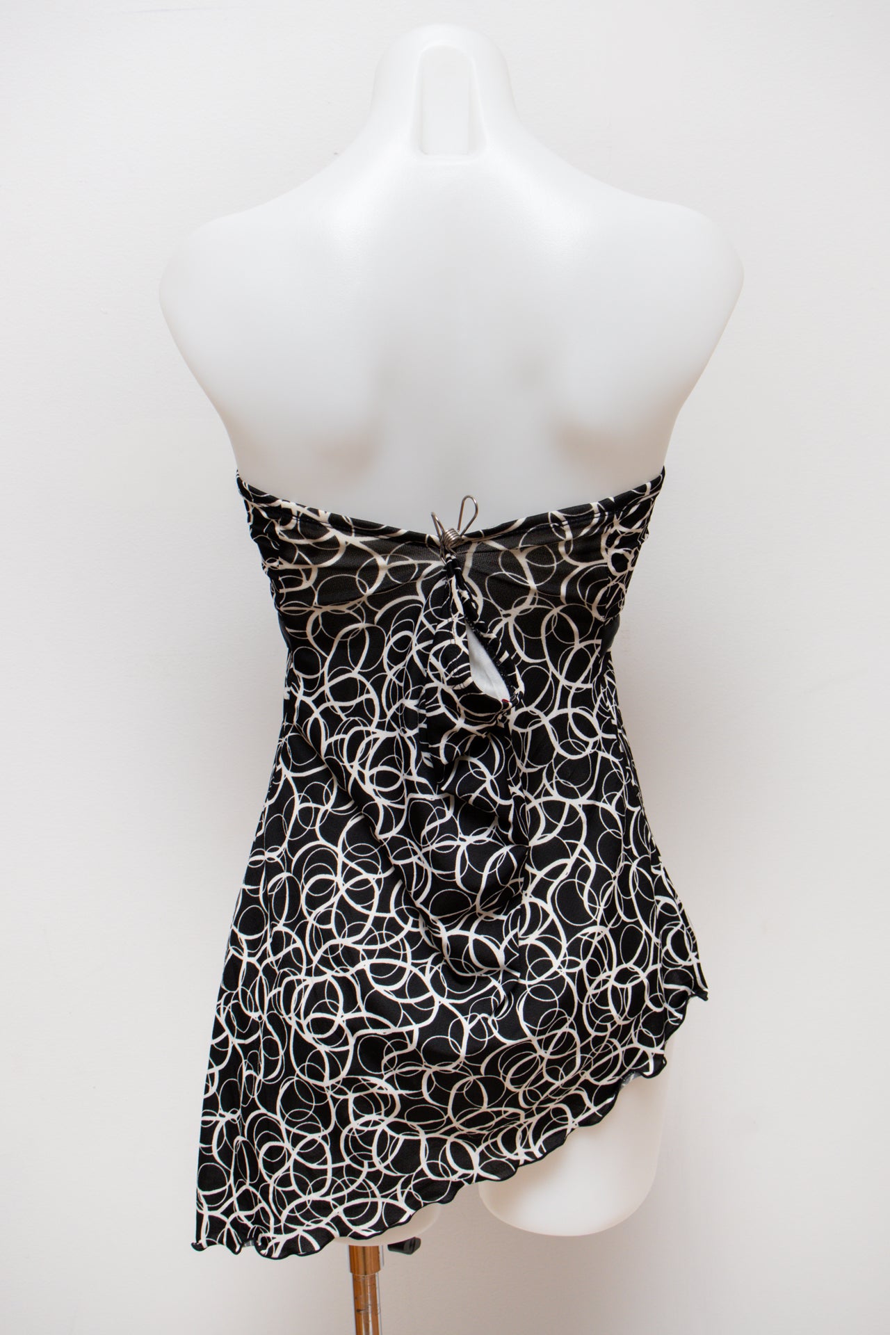 #75 Vol.1 Camisole Top Black | c. 187 | Size 12/14