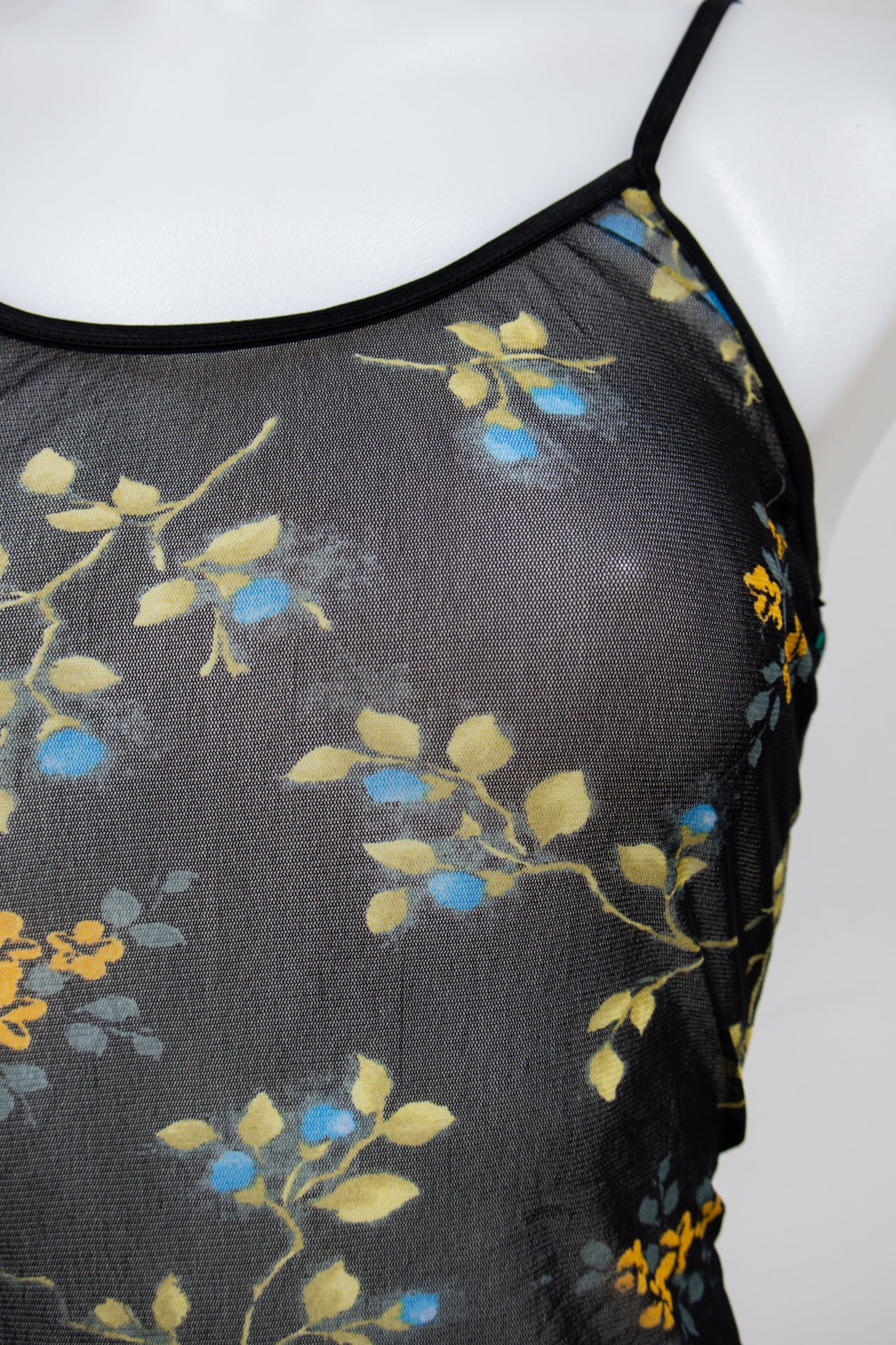 #009 Cami Black | c. 213 | Size 8