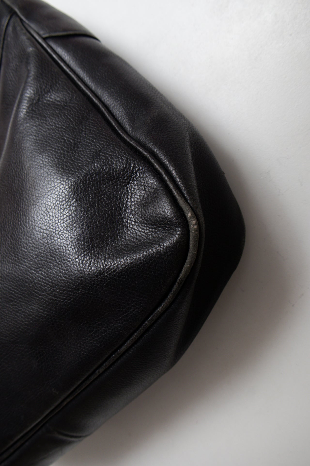 #141 Shoulder Bag Black | c. | Size
