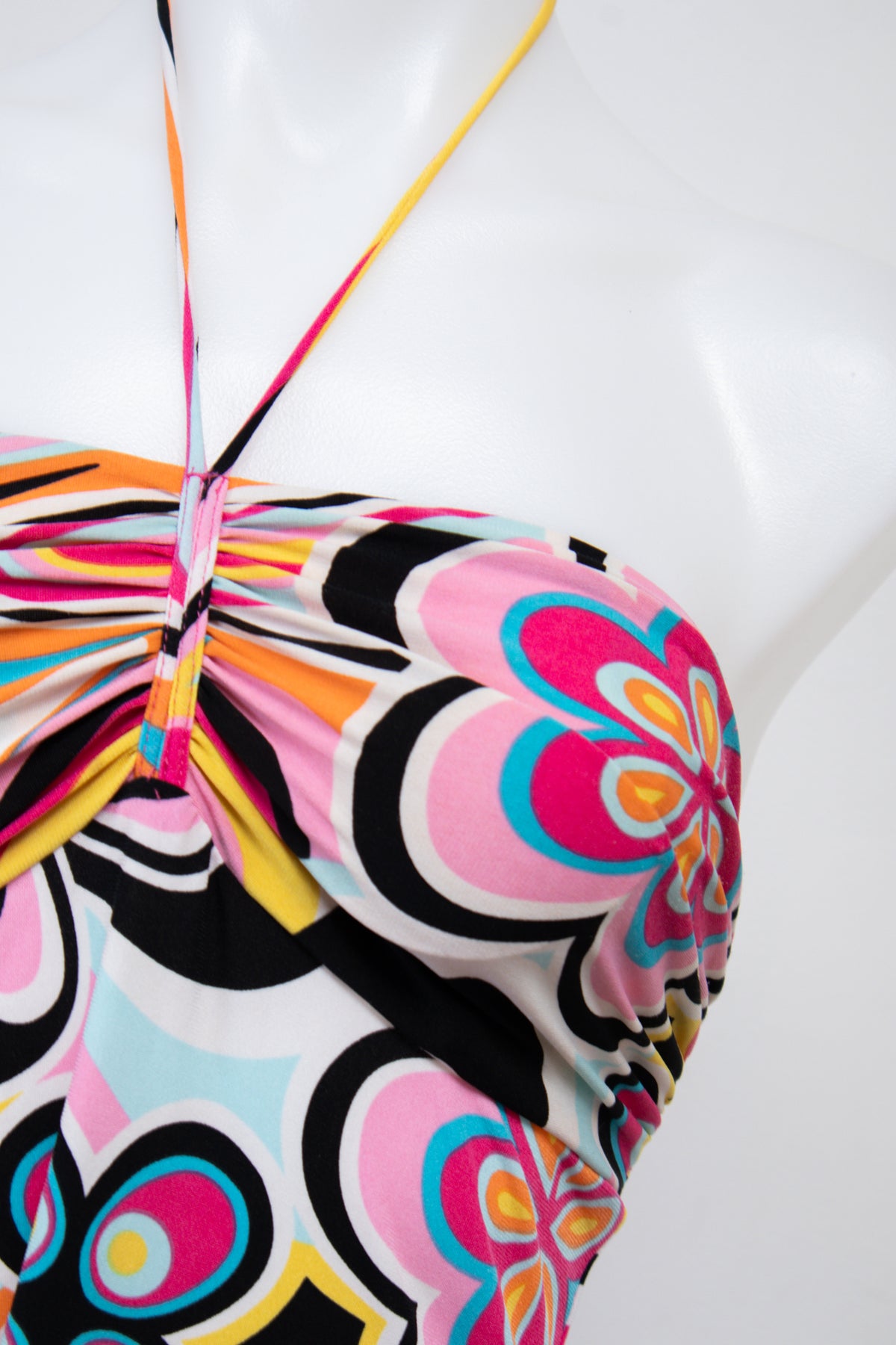 #043 Halter Top Pink | c. 207 | Size 8
