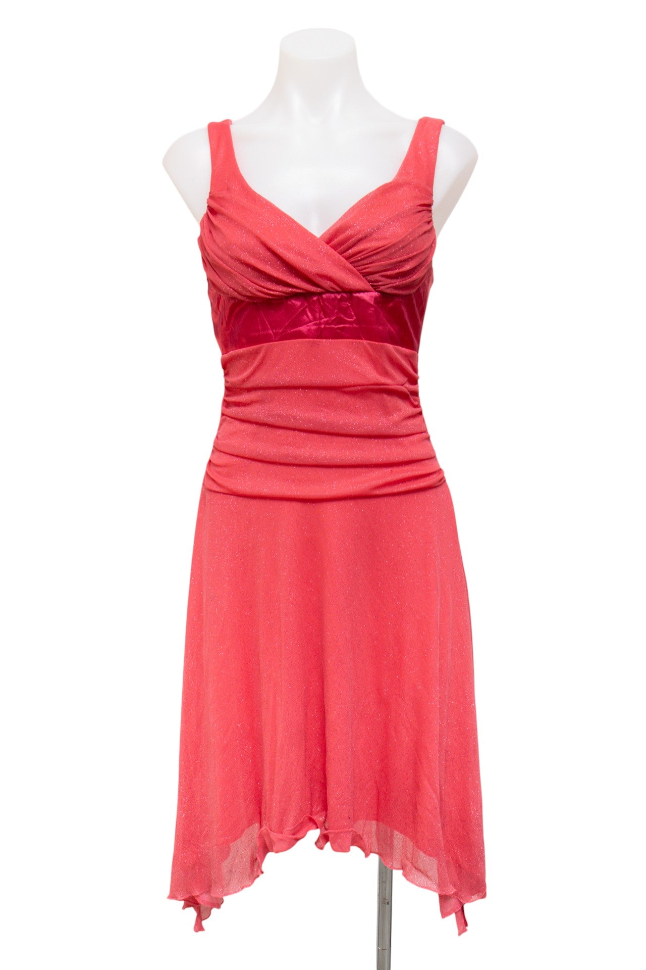 61 City Triangles Red | c. 182