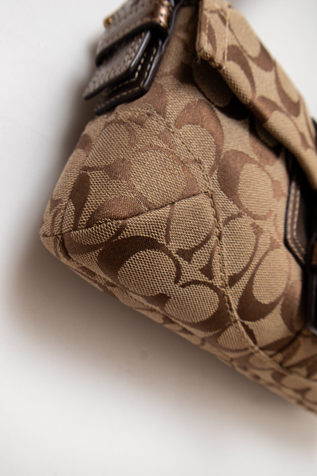 #201 Coach Shoulder Bag Brown | c. | Size