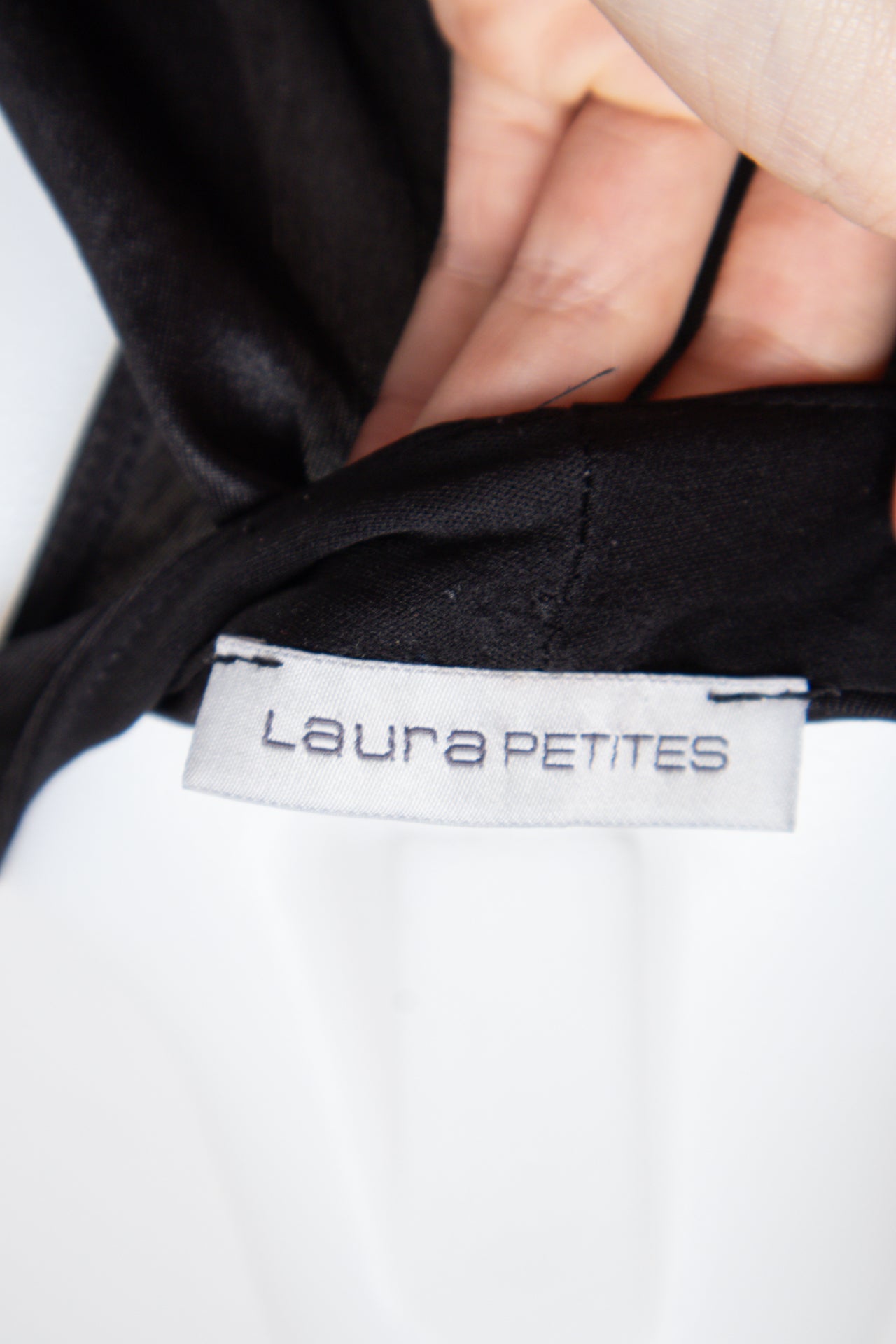 #041 Laura Petites Cami Top Black | c. 203 | Size 12