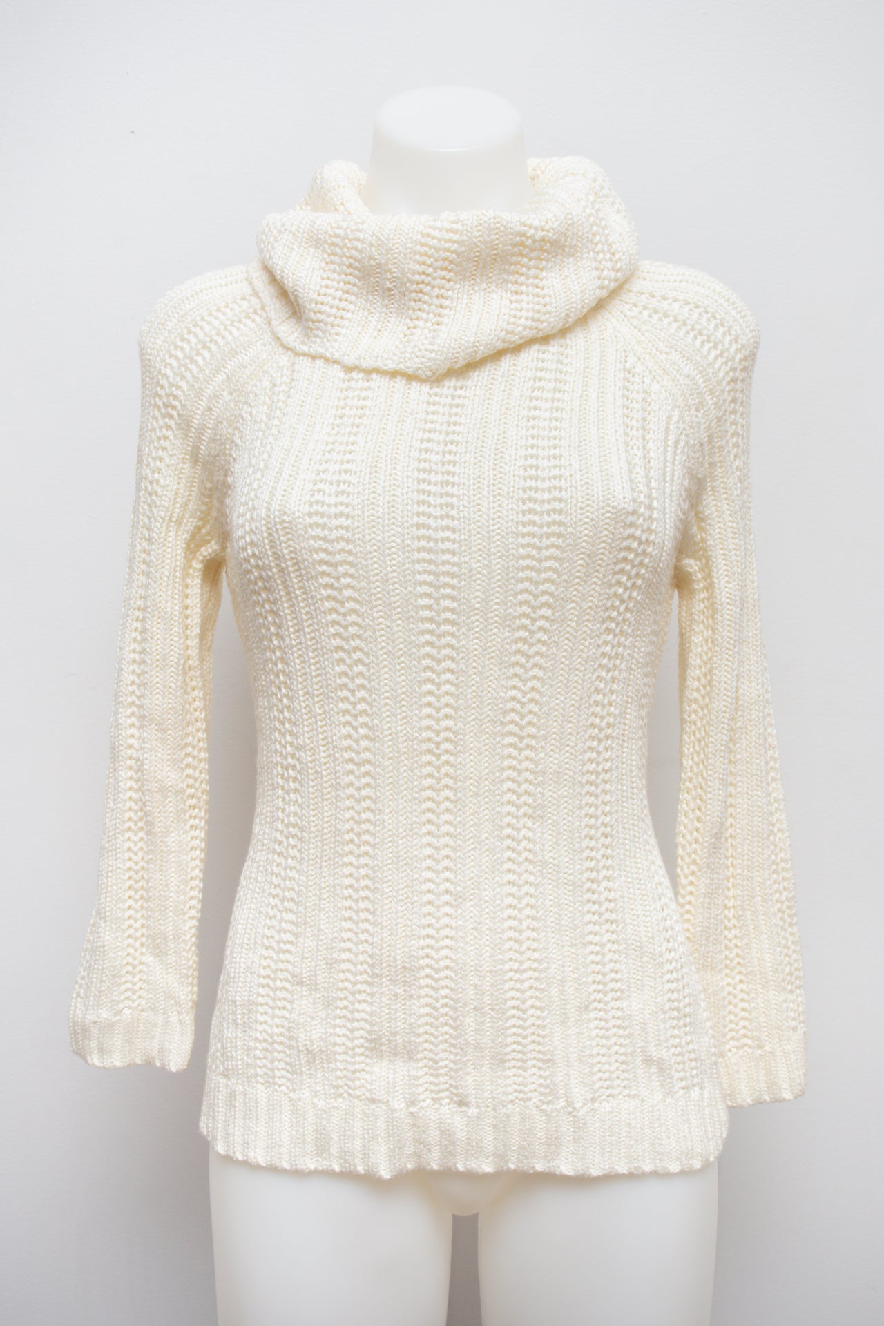 #90 Ann Taylor Loft T-shirt White | c. 192 | Size 10