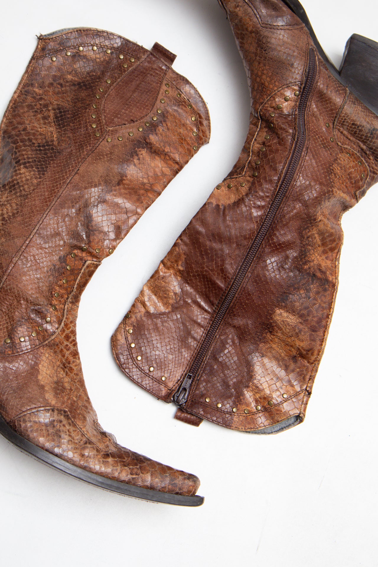#182 None Brown | c. 201 | Size 6