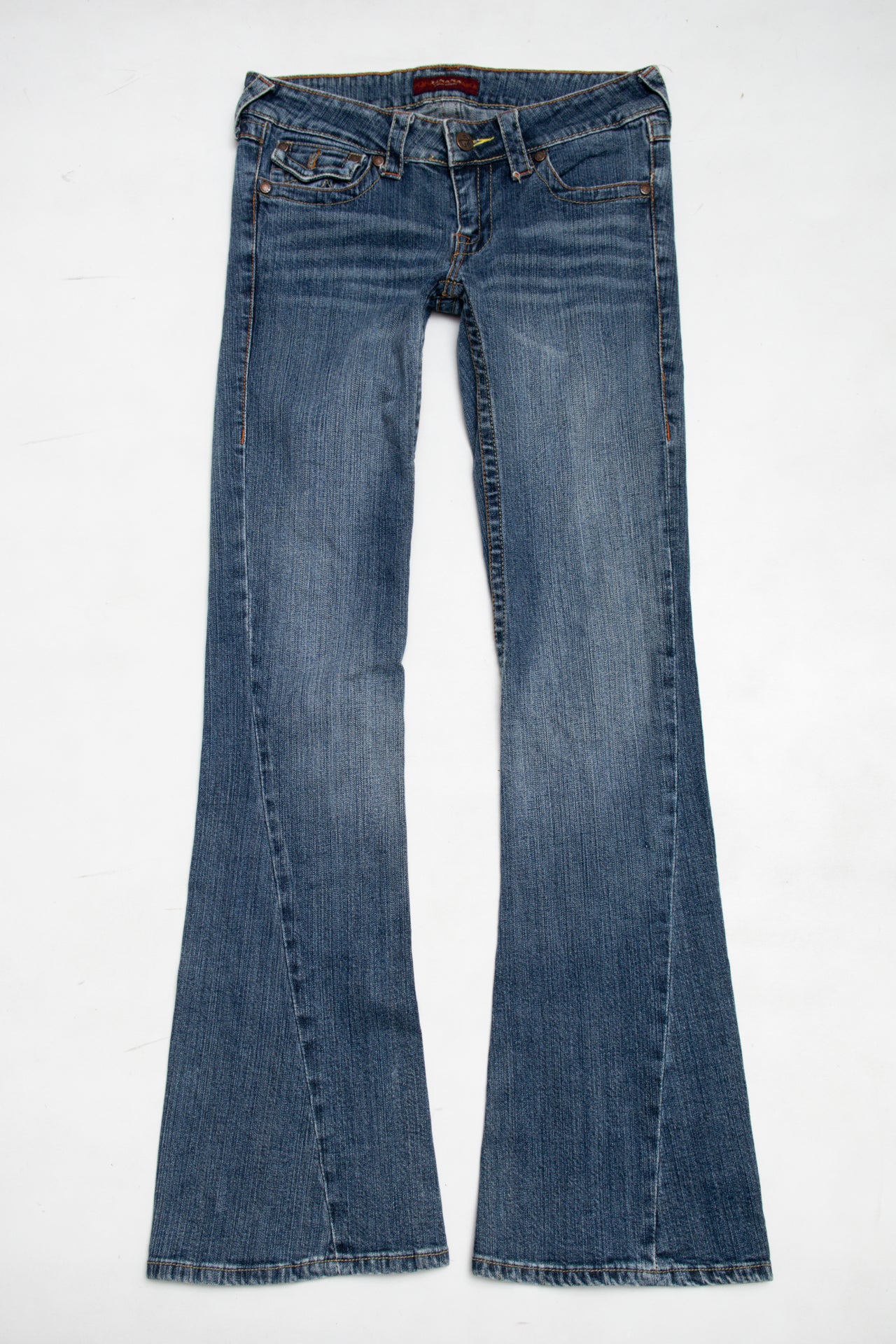 #133 Zenaana Jeans Blue | c. 197 | Size 6