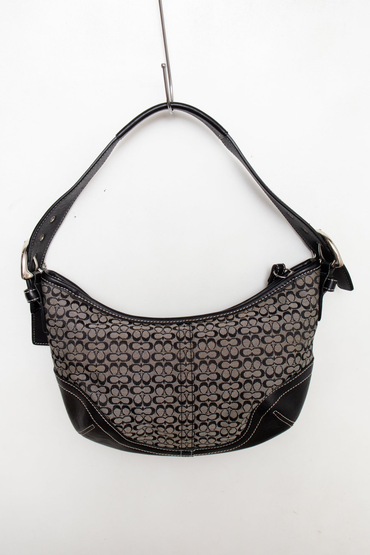 #205 Coach Shoulder Bag Black | c. 190 | Size