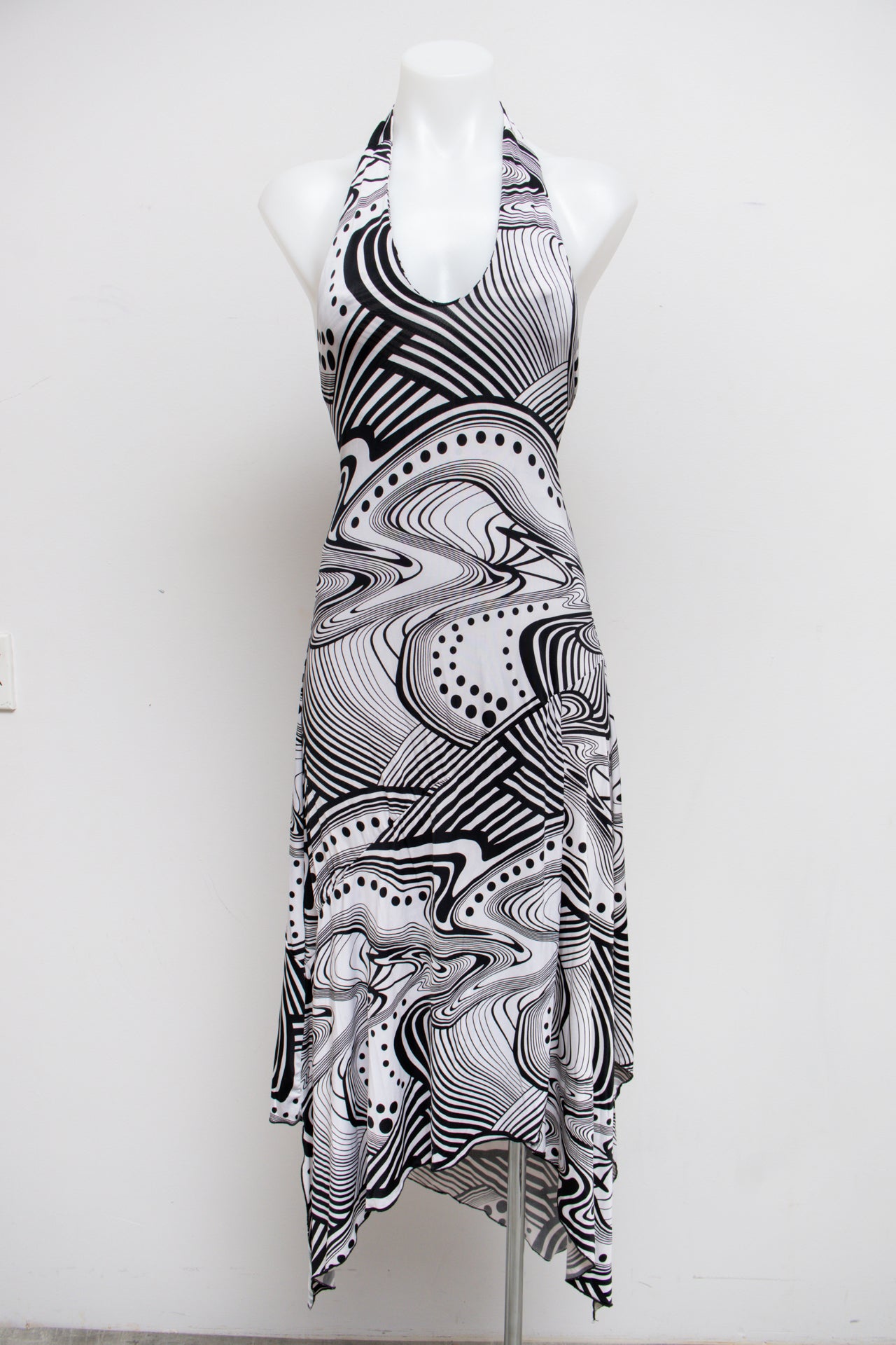 #58 Cabomi White | c. 182 | Size 10/12