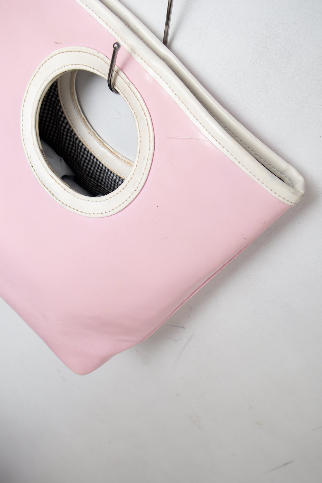 #198 Shoulder Bag Pink | c. 203 | Size