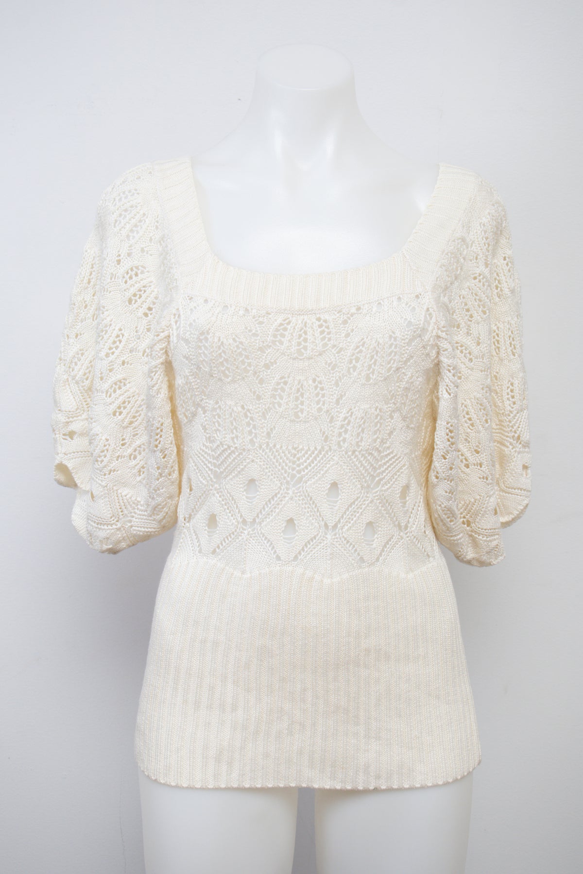 #102 Xoxo Camisole Top White | c. 207 | Size 10