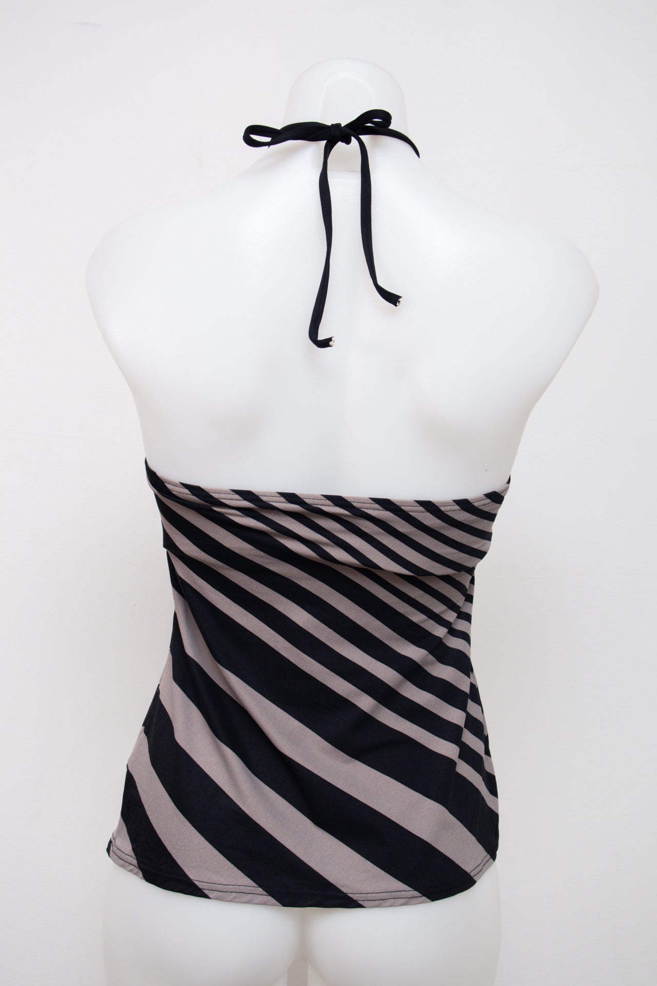 #105 DKNY Swin Halter Top Black | c. 206 | Size 8