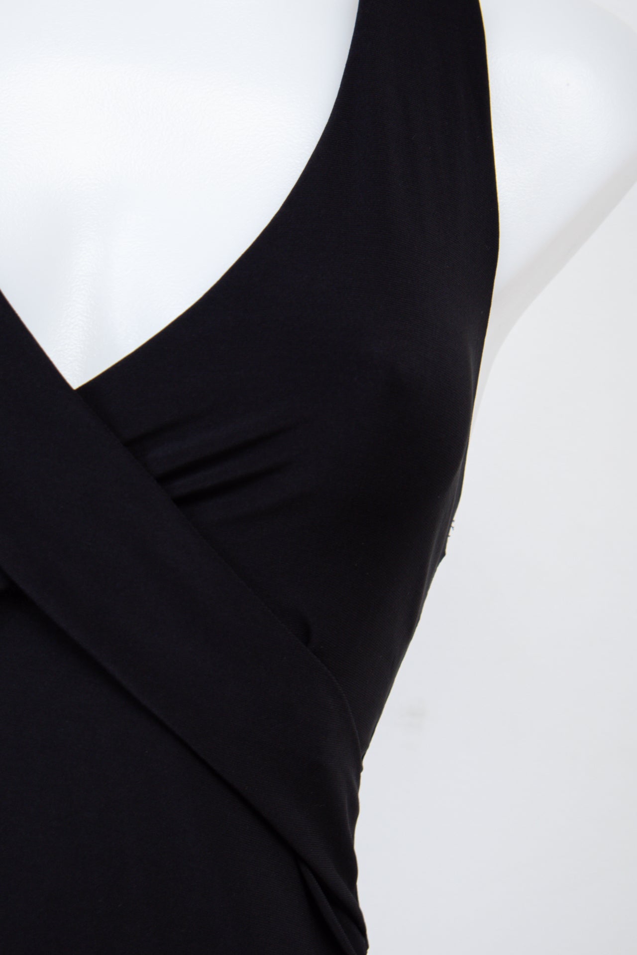 #066 Vol.1 Halter Top Black | c. 207 | Size 8
