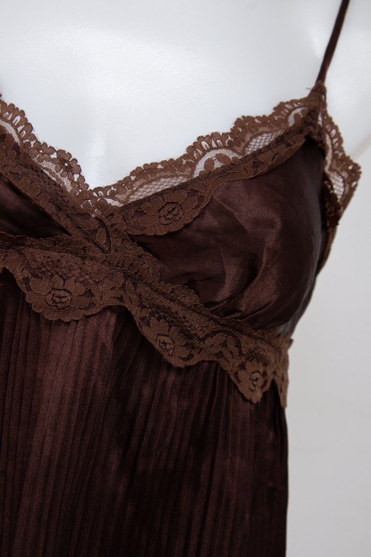 #034 First Look Cami Brown | c. | Size 10