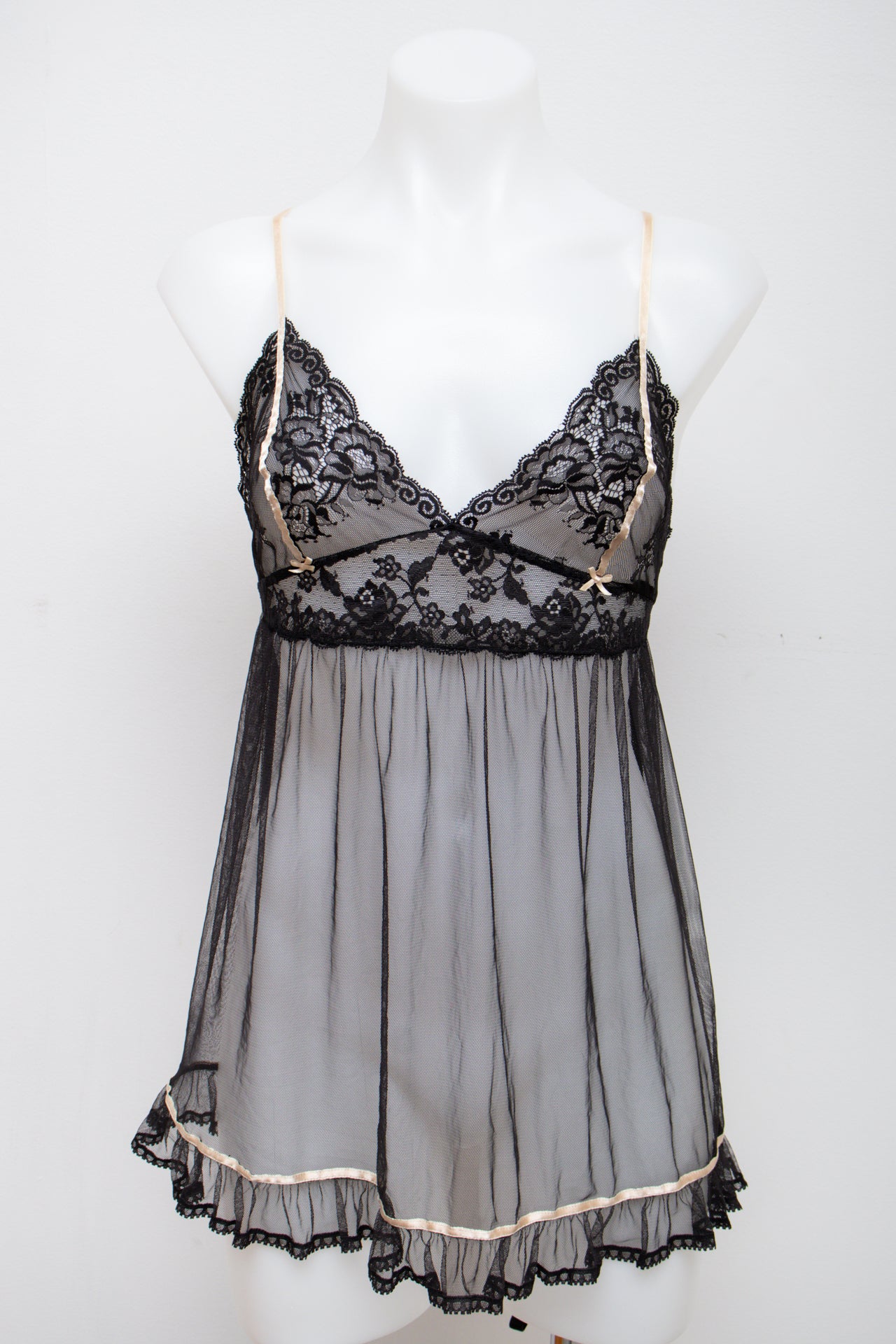 #`16 Victoria's Secret Cami Top Black | c. 194 | Size 10