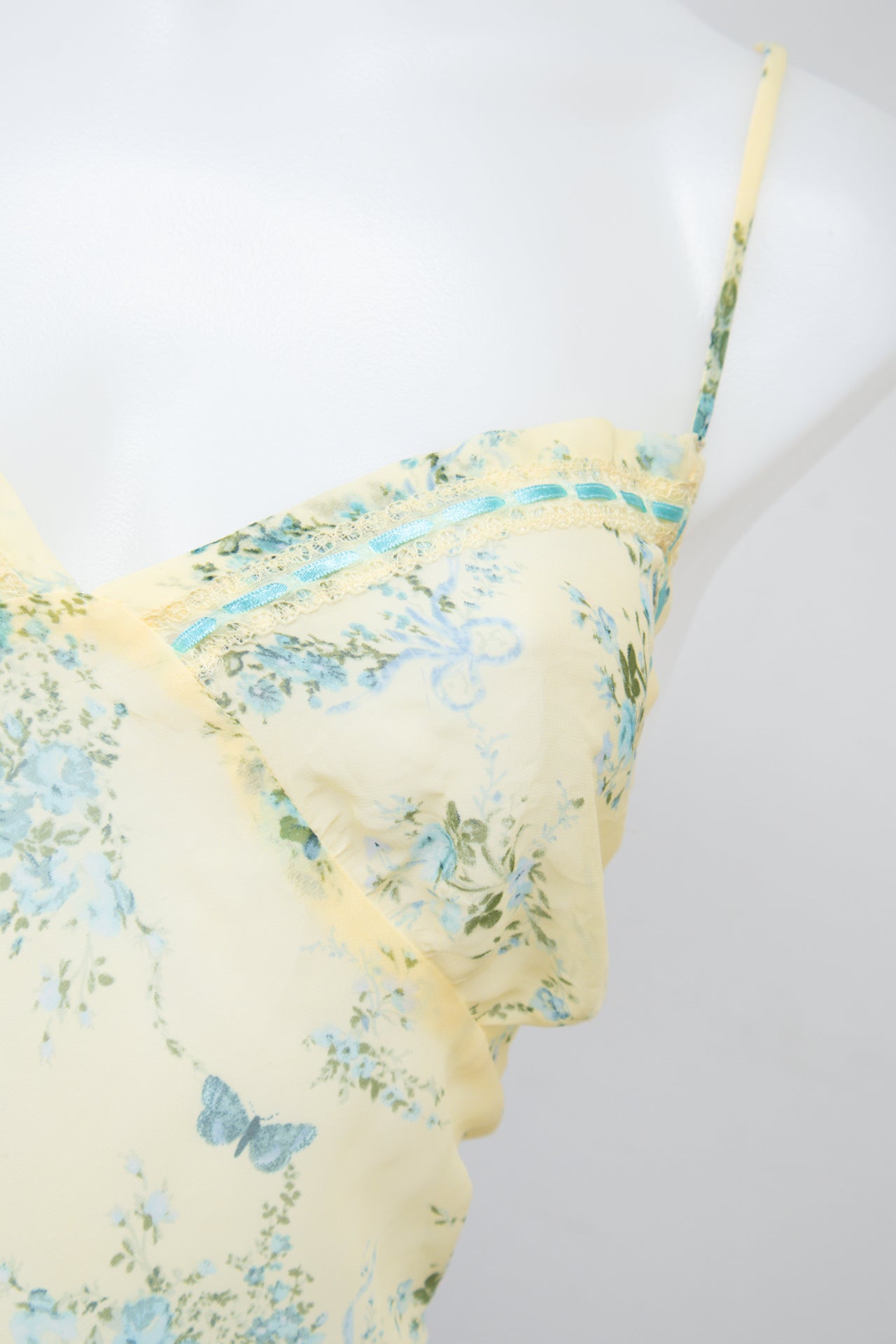 #026 Secret Treasures Cami Top Yellow | c. 200 | Size 10