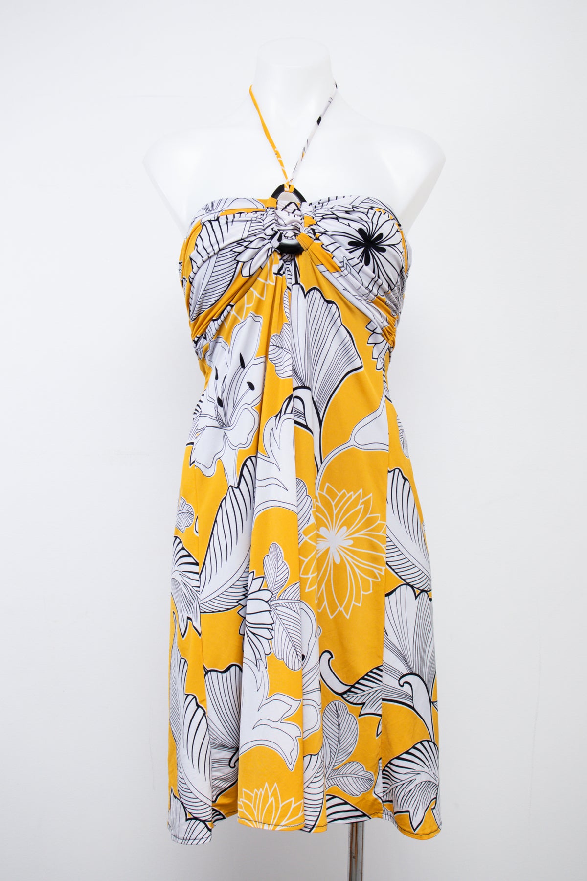 #141 Talk Of The Walk Halter Top Yellow | c. 207 | Size 8