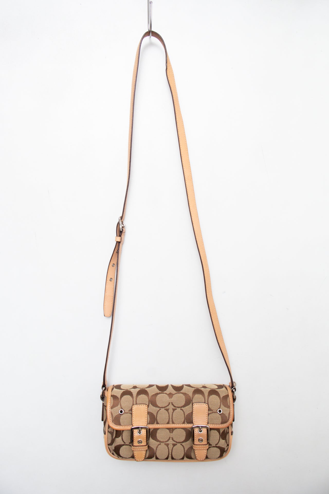 #198 Coach Shoulder Bag Brown | c. 202 | Size