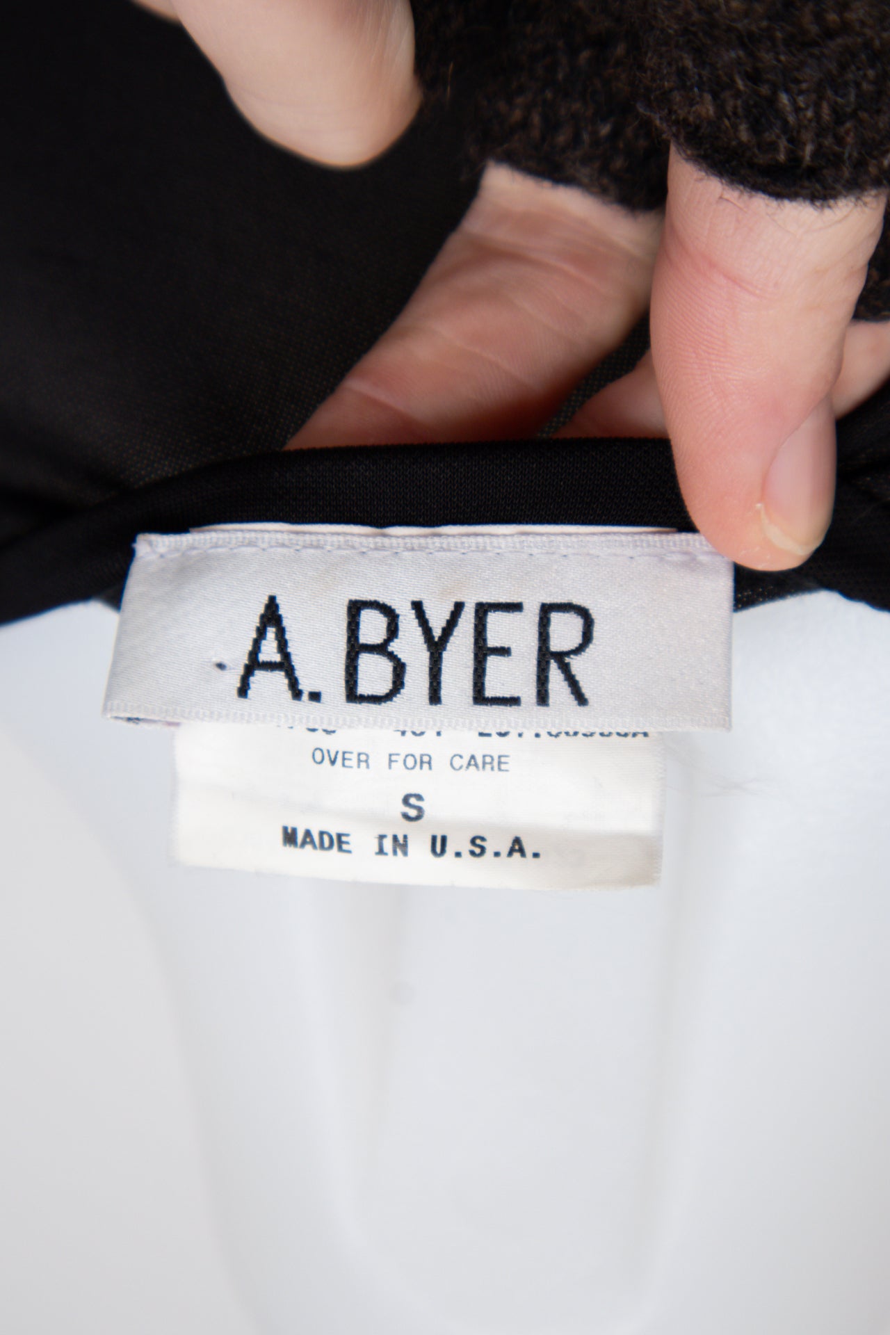 #039 A. Byer T-shirt Black | c. 201 | Size 6