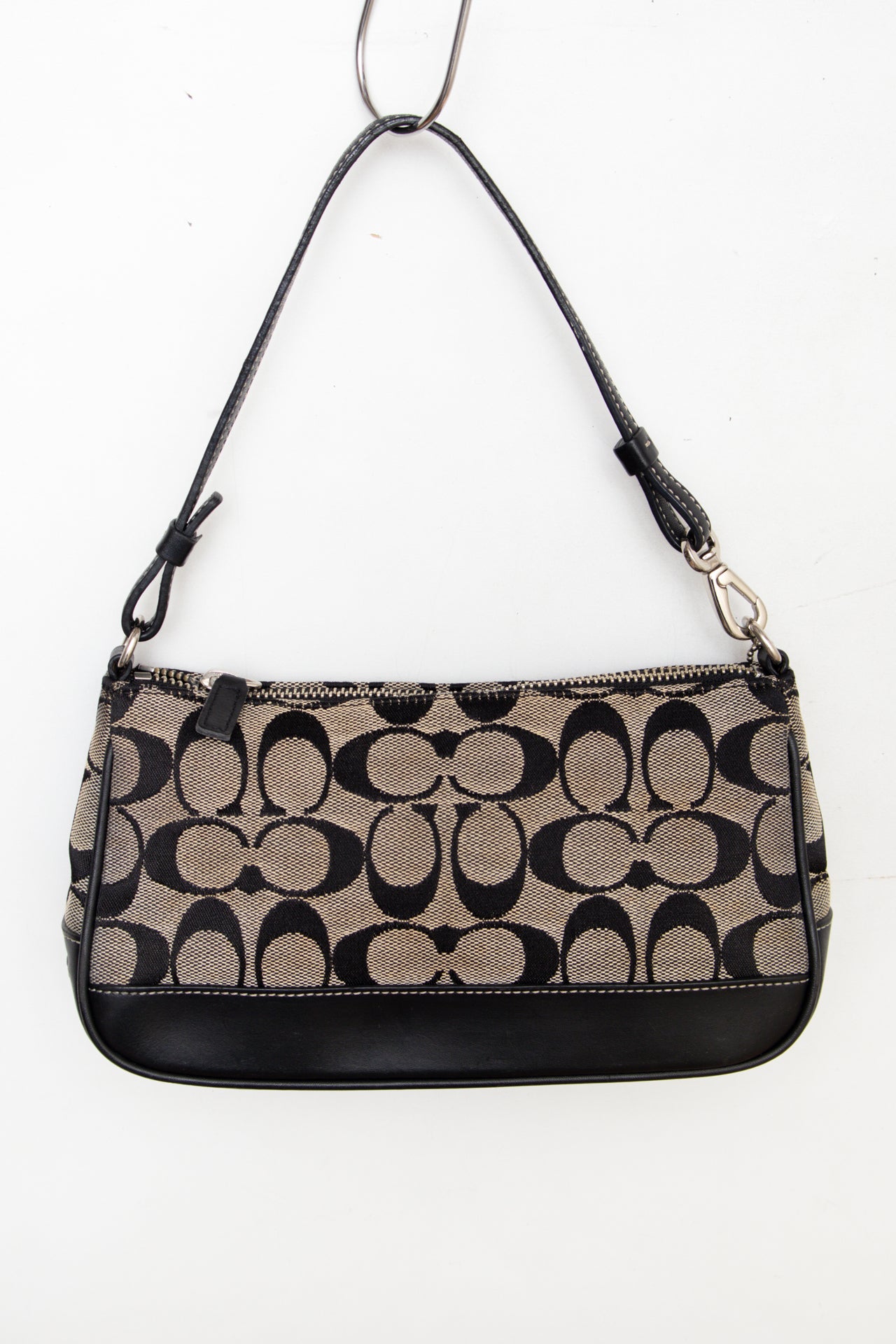 #212 Coach Shoulder Bag Beige | c. 194 | Size