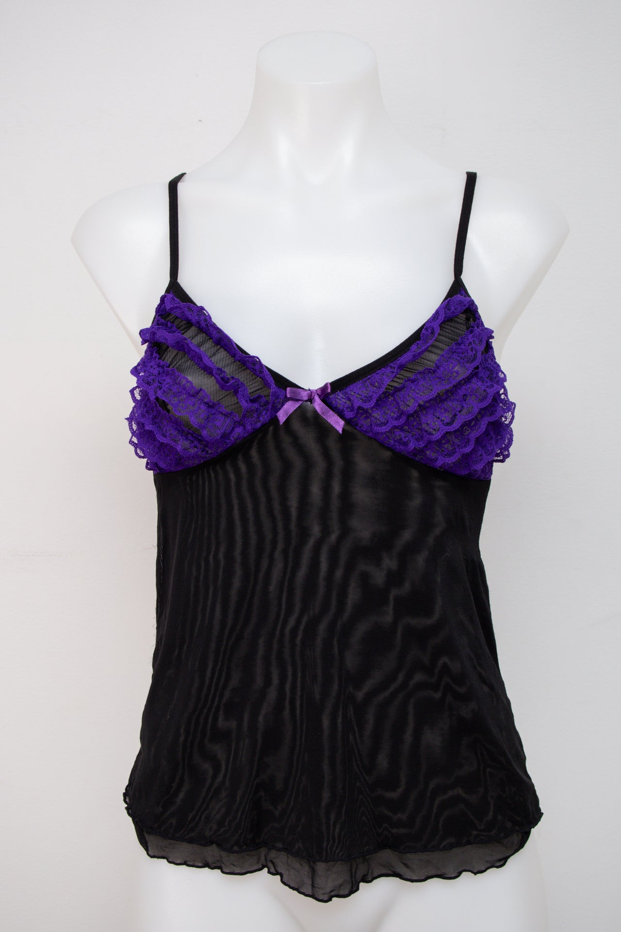 #028 Delicates Cami Top Black | c. 199 | Size 8