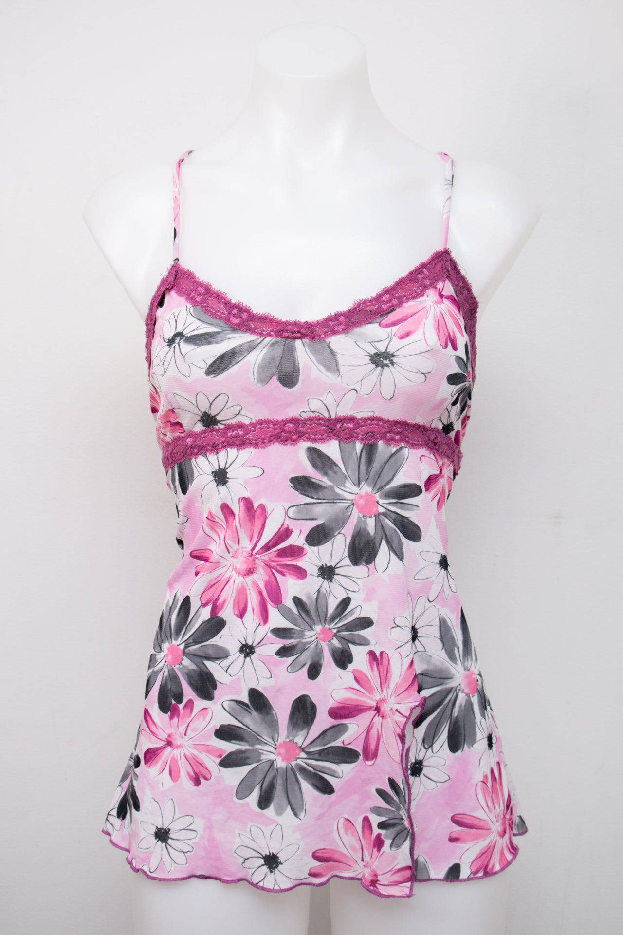 #010 Peace On Earth By Nexxera Cami Top Pink | c. 200 | Size 8