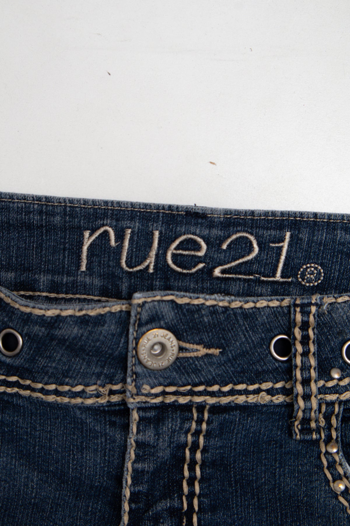 #109 Rue21 Capris Blue | c. 209 | Size 10