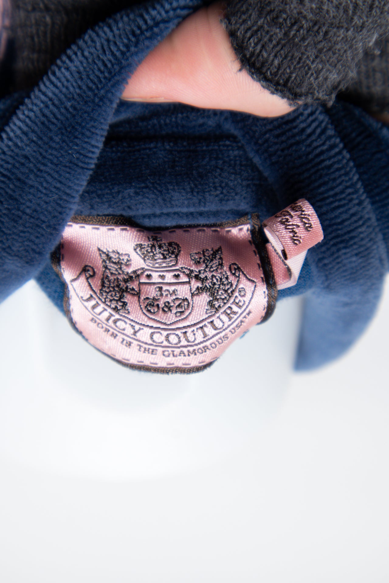 #97 Juicy Couture T-shirt Navy | c. 192 | Size 8