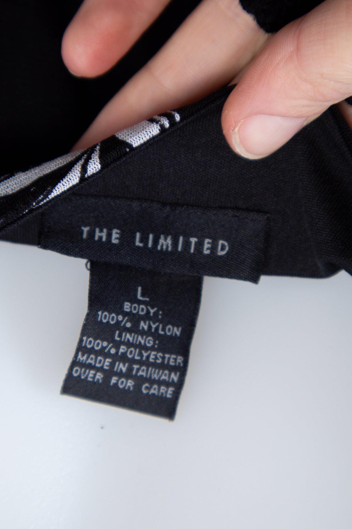#122 The Limited Cami Top Black | c. 207 | Size 12