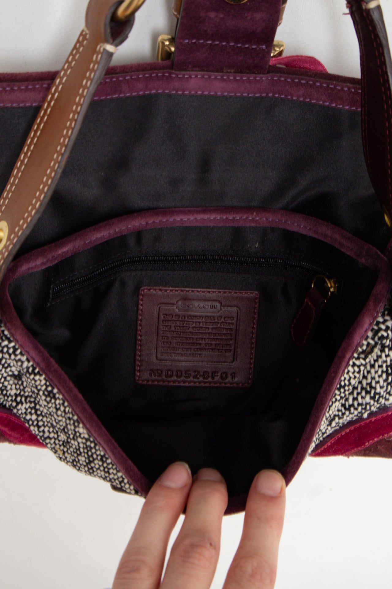 #163 Coach Shoulder Bag Brown | c. 187 | Size