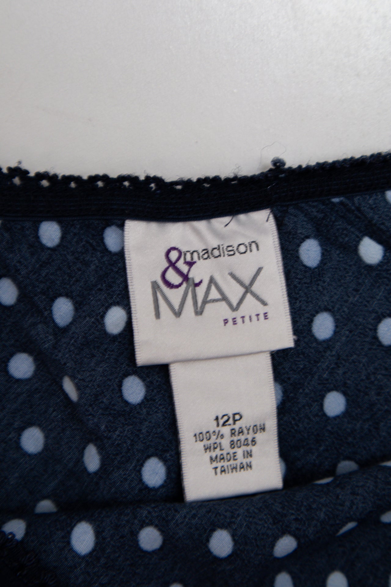 #152 Madison & Max Petite Skirt Navy | c. 202 | Size 8
