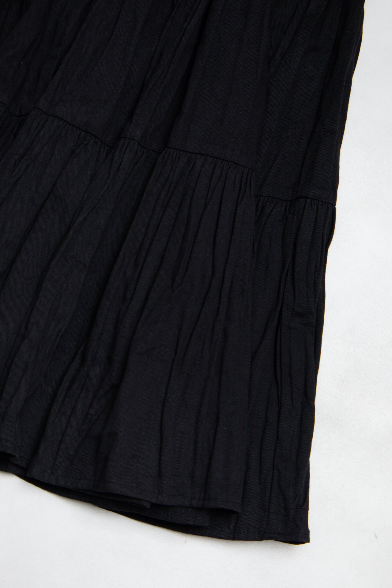 #162 Skirt Black | c. 197 | Size 4/6