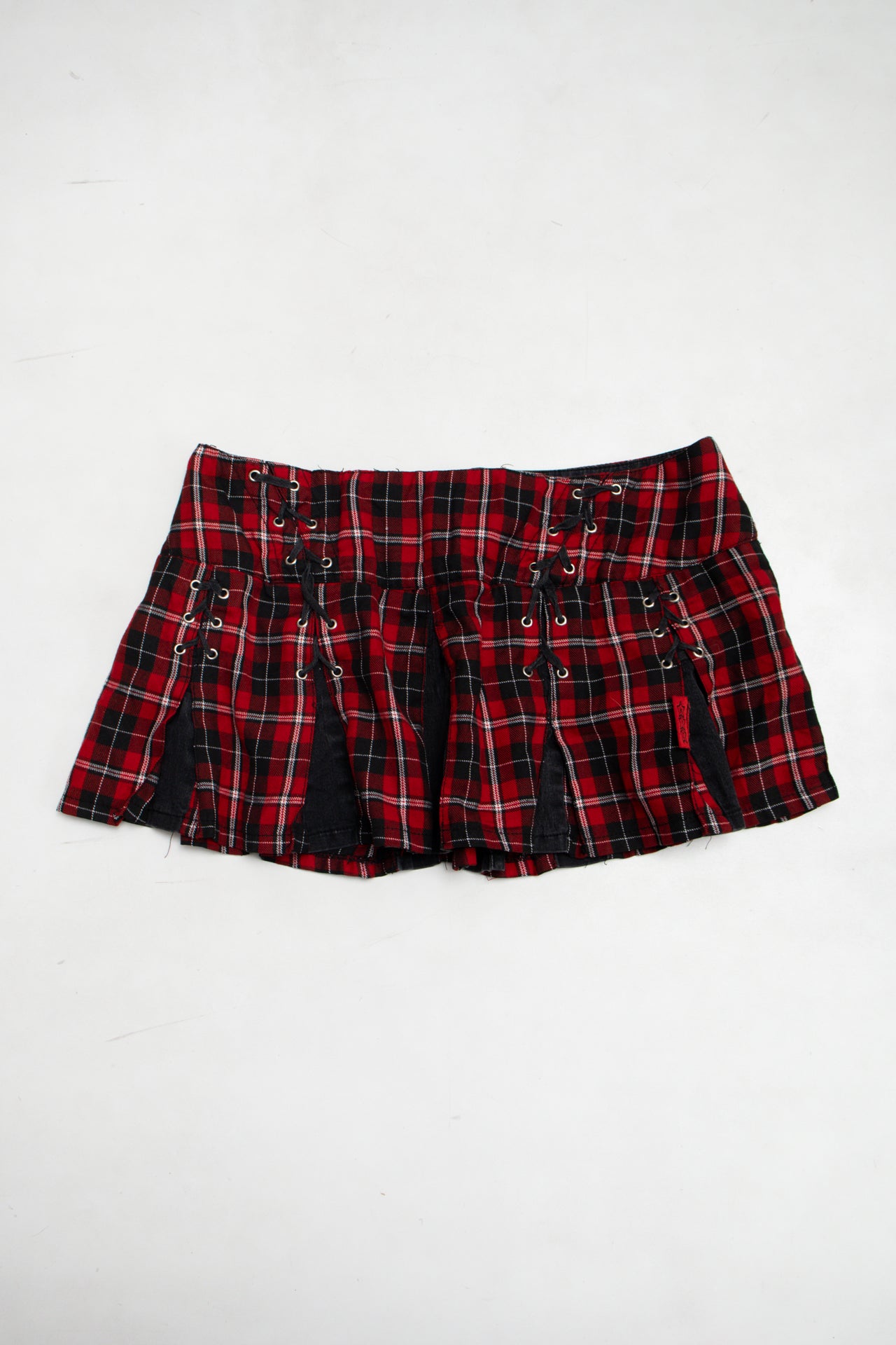 # Tripp Mini Skirt Red | c. | Size 10