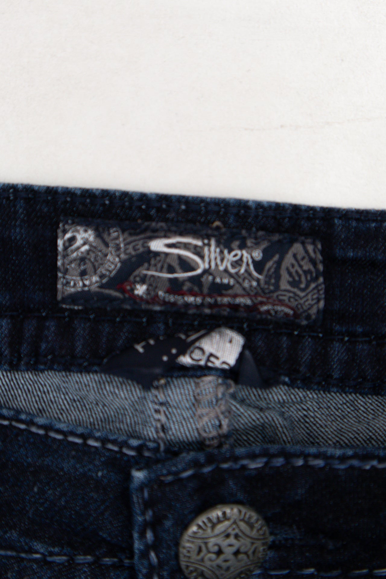 #045 Silver Jeans Co. Jeans Blue | c. 206 | Size 8