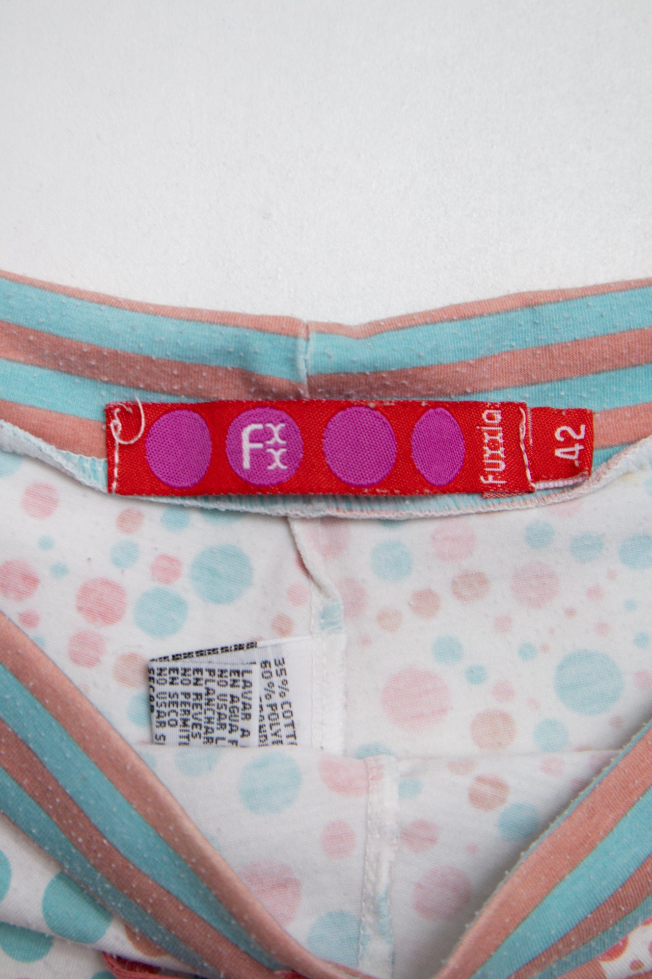 #140 Fx Shorts White | c. 196 | Size 6
