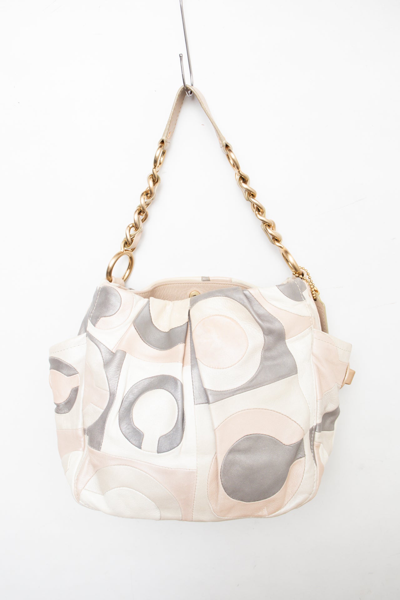 #174 Coach Shoulder Bag Beige | c. 206 | Size