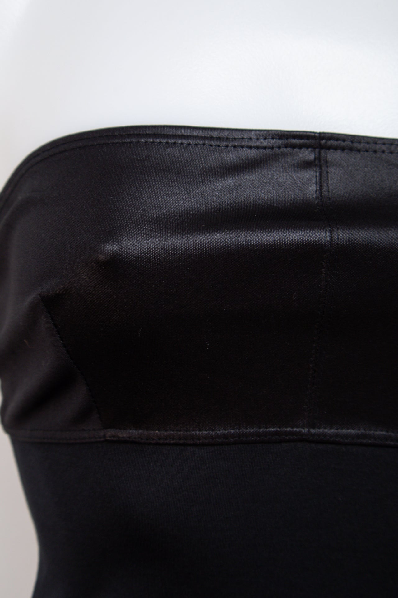 #002 Seduction Tube Top Black | c. 200 | Size 8