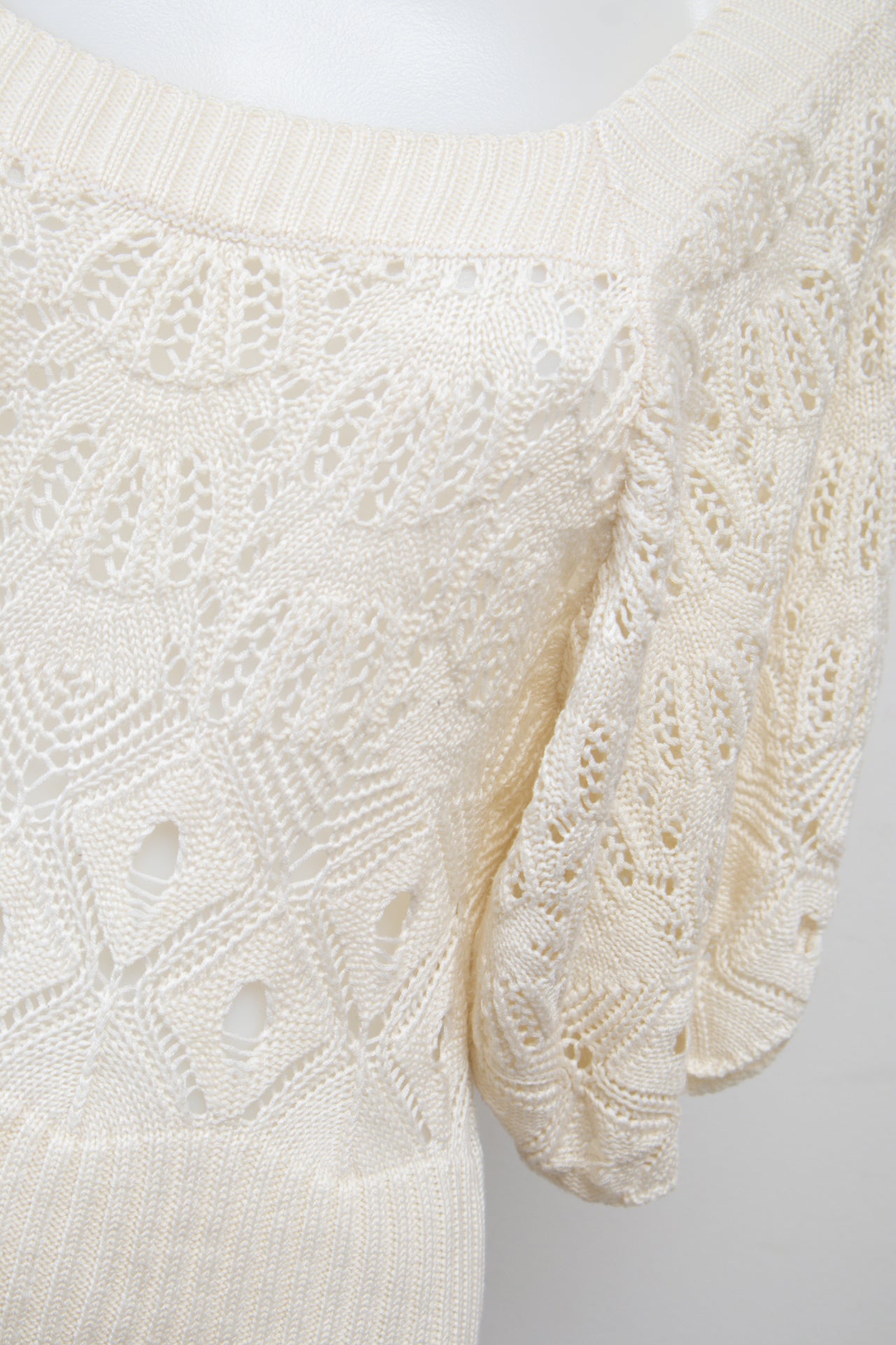 #102 Xoxo Camisole Top White | c. 207 | Size 10