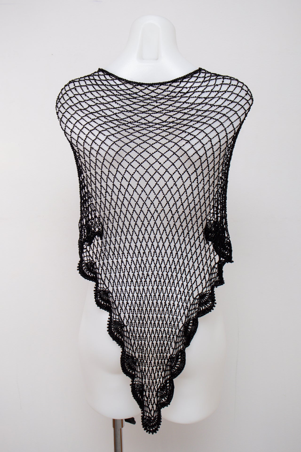 #059 Camisole Top Black | c. 201 | Size