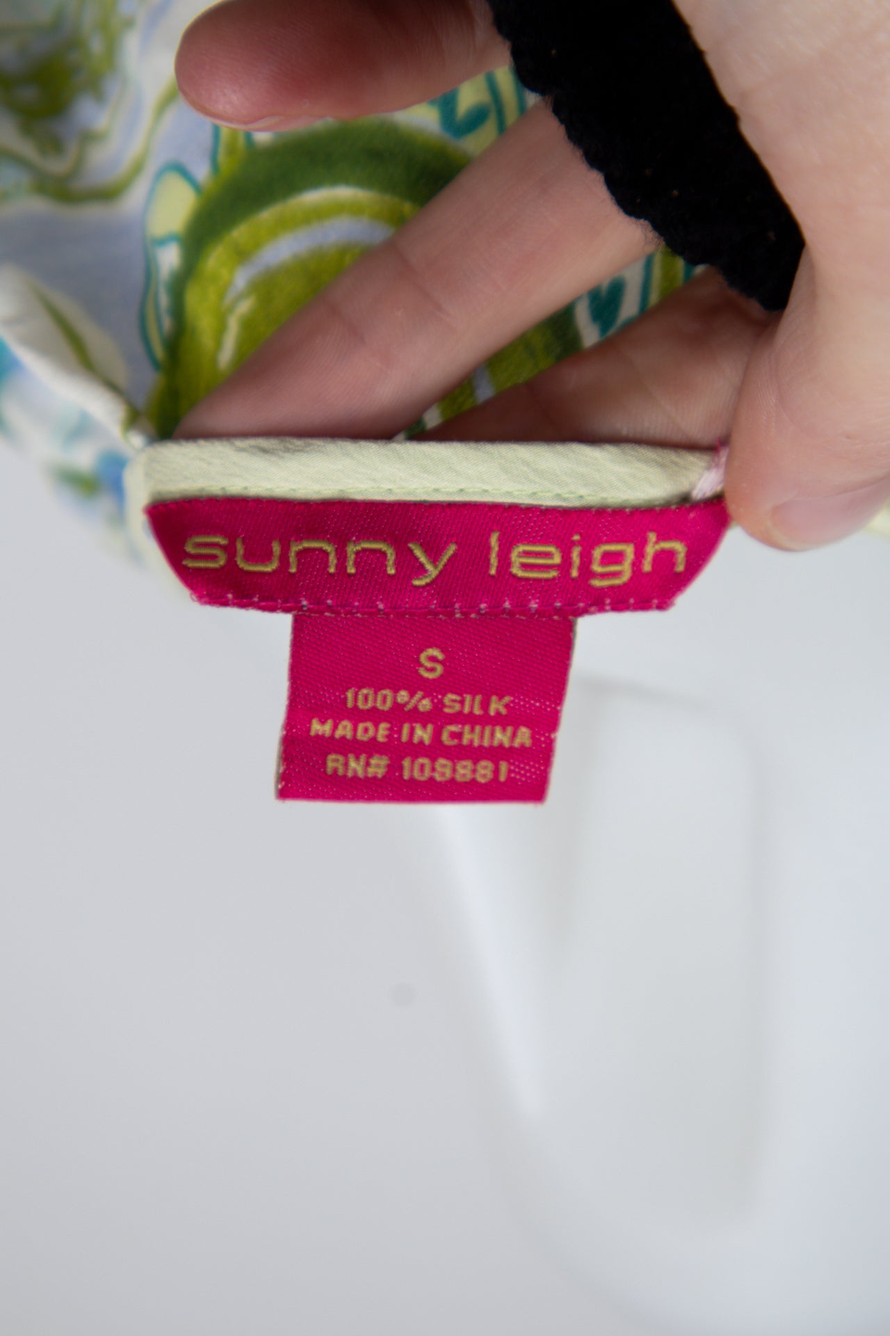 #084 Sunny Leigh Cami Top Green | c. 207 | Size 8