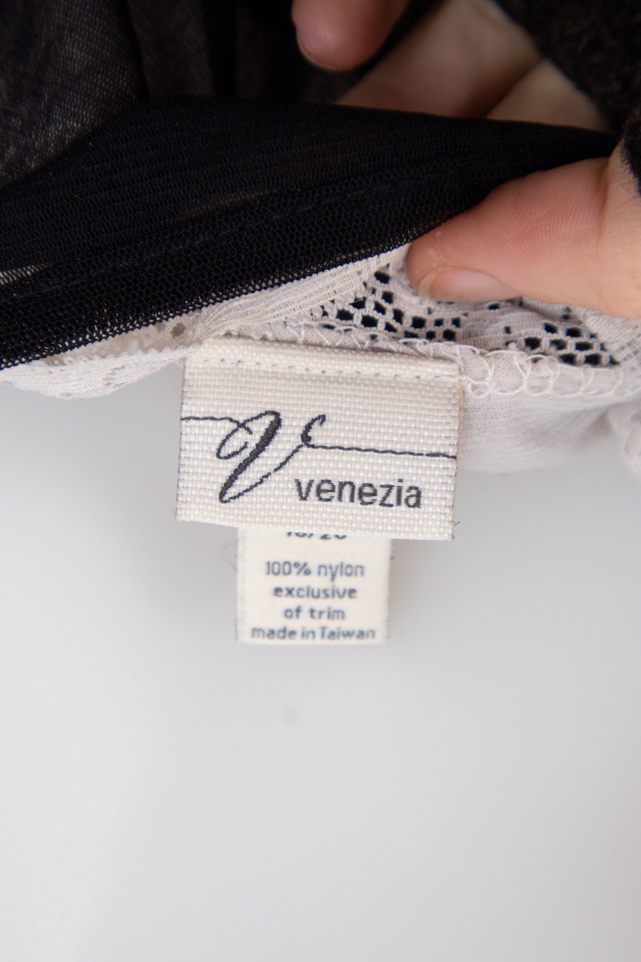 #132 Venezia Cami Top Black | c. 206 | Size 14
